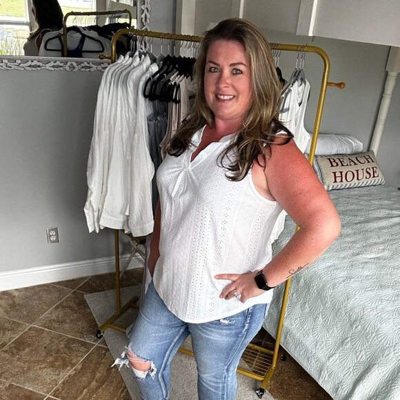 White Eyelet Lace Sleeveless Tank top - Regular and Plus Size - Picture 5 of 5